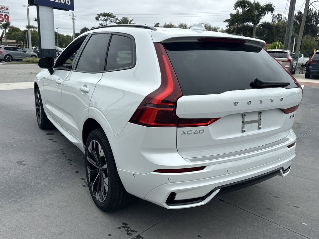 2026 Volvo XC60 B5 Plus