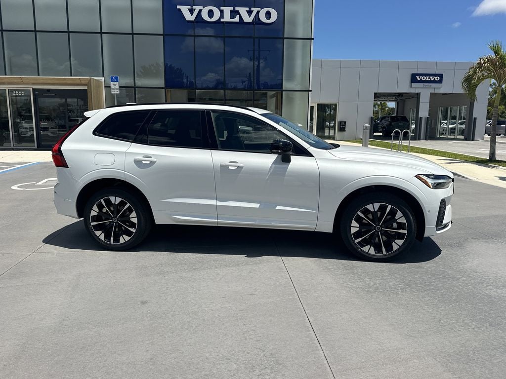 2026 Volvo XC60 B5 Plus
