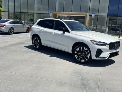 2026 Volvo XC60 B5 Plus