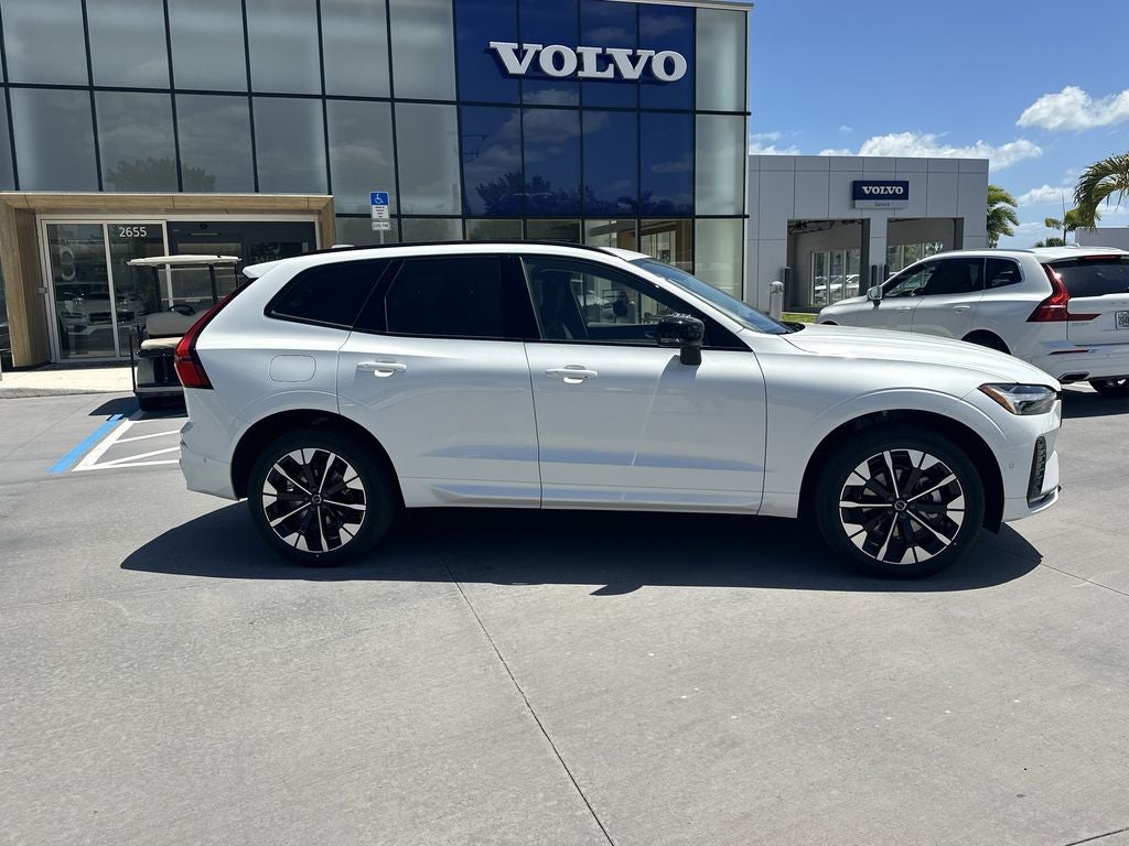 2026 Volvo XC60 B5 Plus