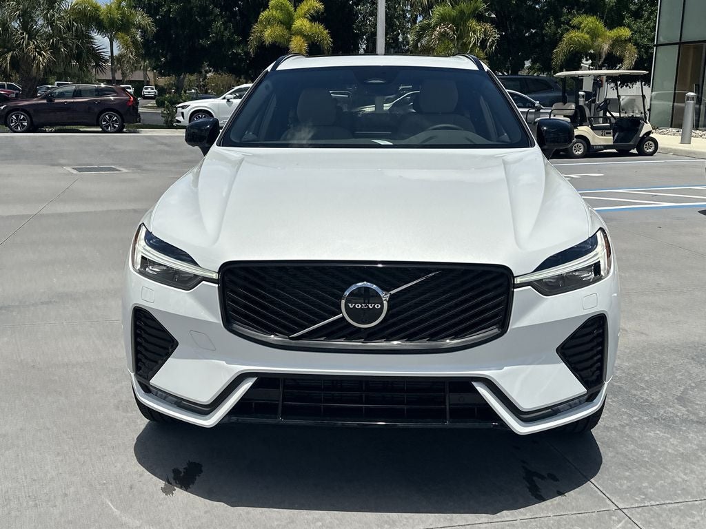 2026 Volvo XC60 B5 Plus