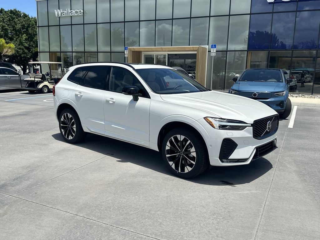 2026 Volvo XC60 B5 Plus