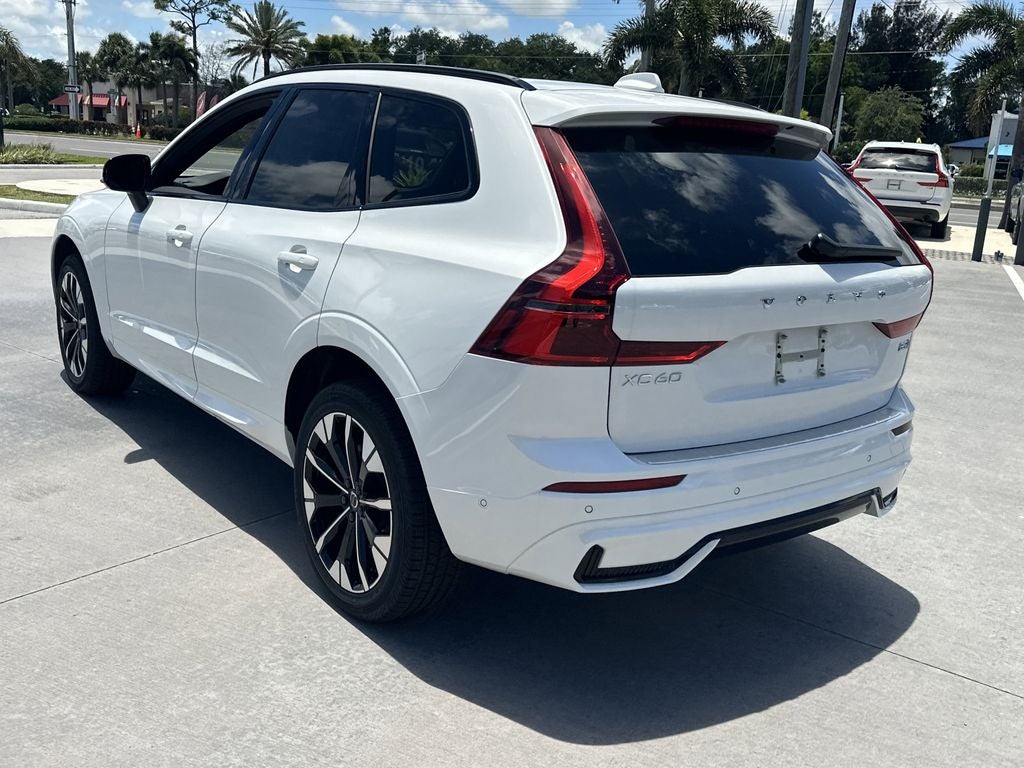 2026 Volvo XC60 B5 Plus