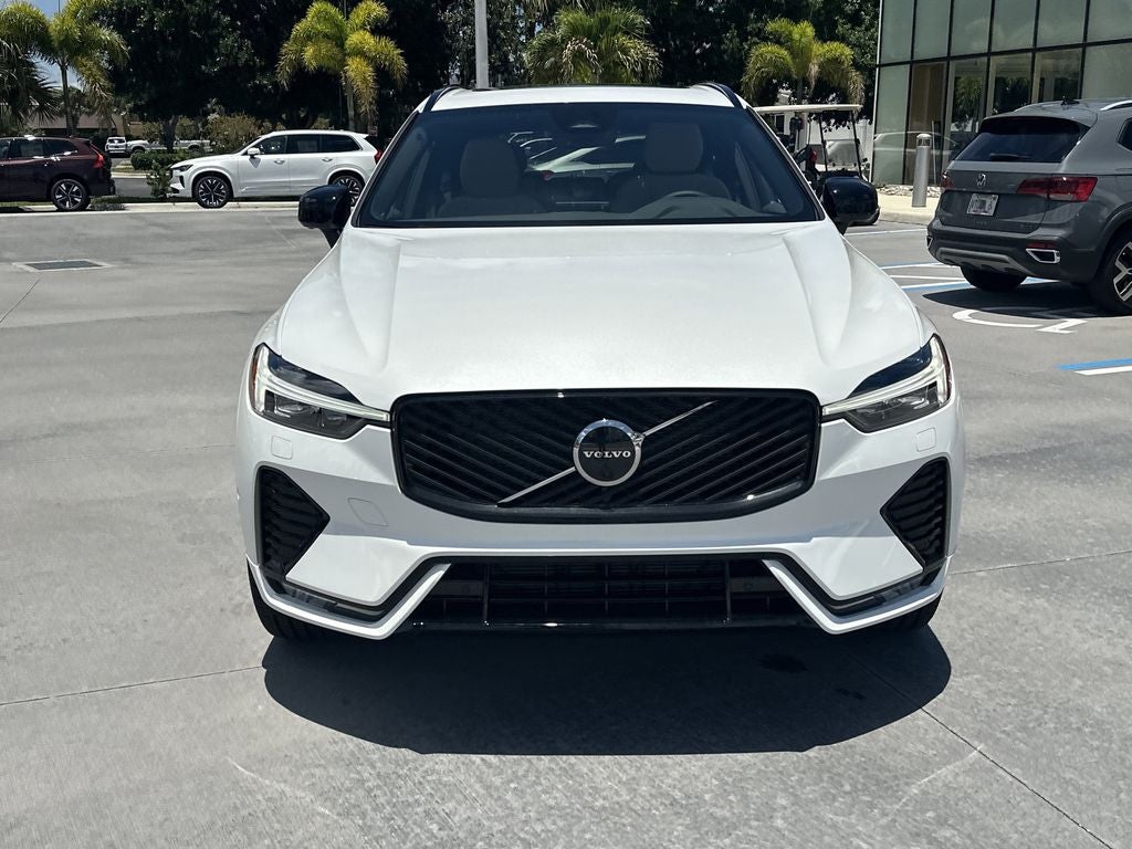 2026 Volvo XC60 B5 Plus