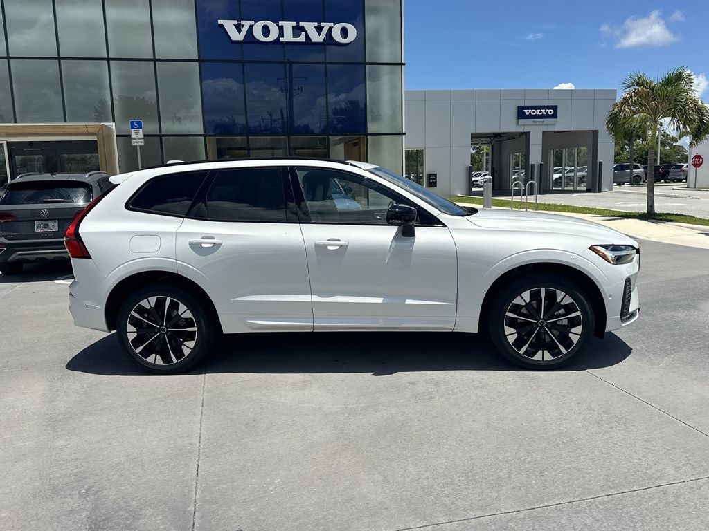 2026 Volvo XC60 B5 Plus
