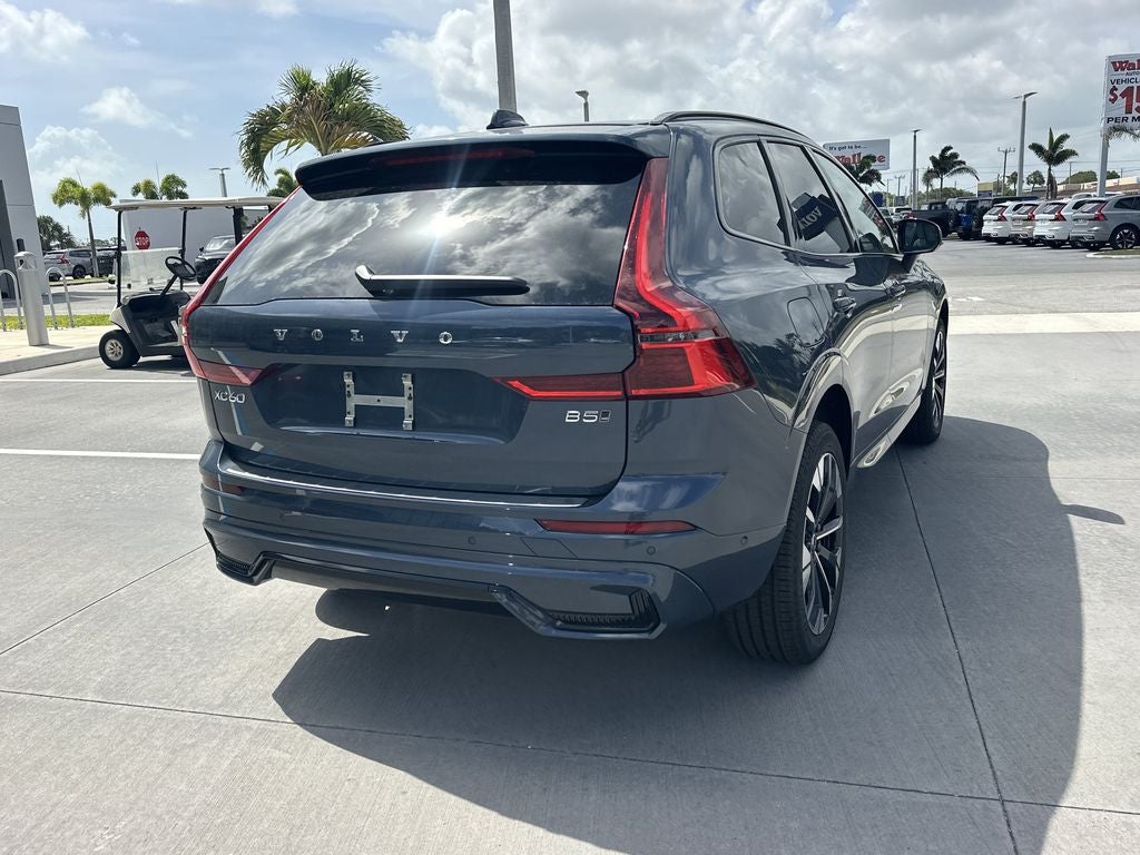 2026 Volvo XC60 B5 Plus