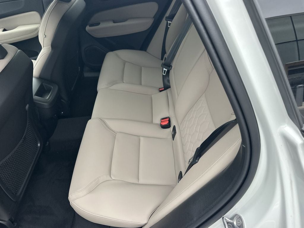 2026 Volvo XC60 B5 Core