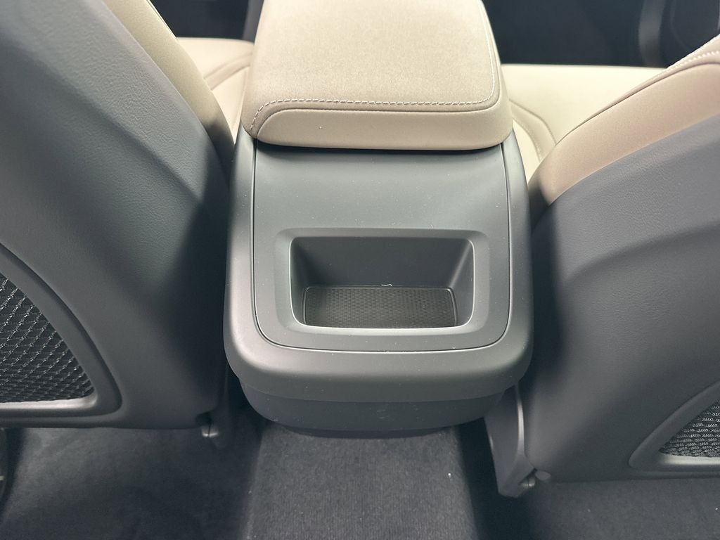 2026 Volvo XC60 B5 Core