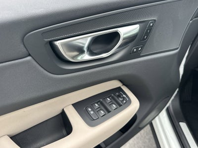 2026 Volvo XC60 B5 Core