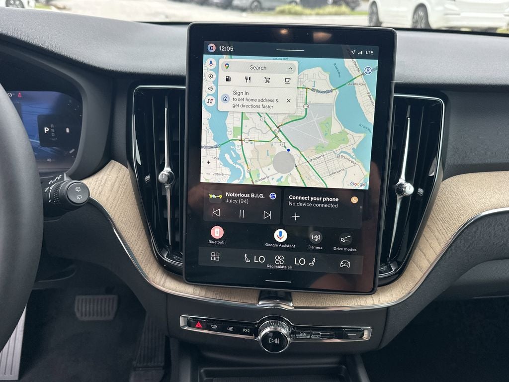 2026 Volvo XC60 B5 Core