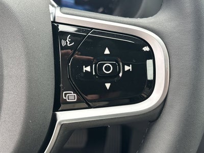 2026 Volvo XC60 B5 Core