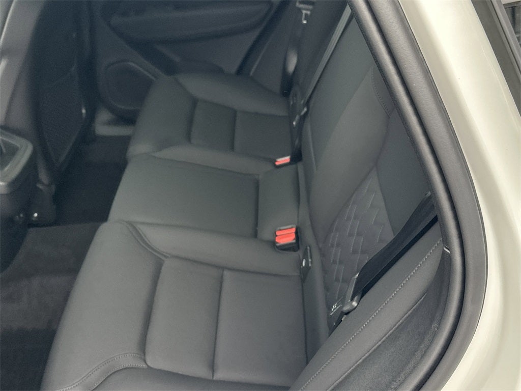 2026 Volvo XC60 B5 Core