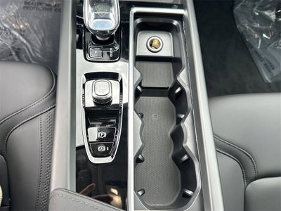 2026 Volvo XC60 B5 Core