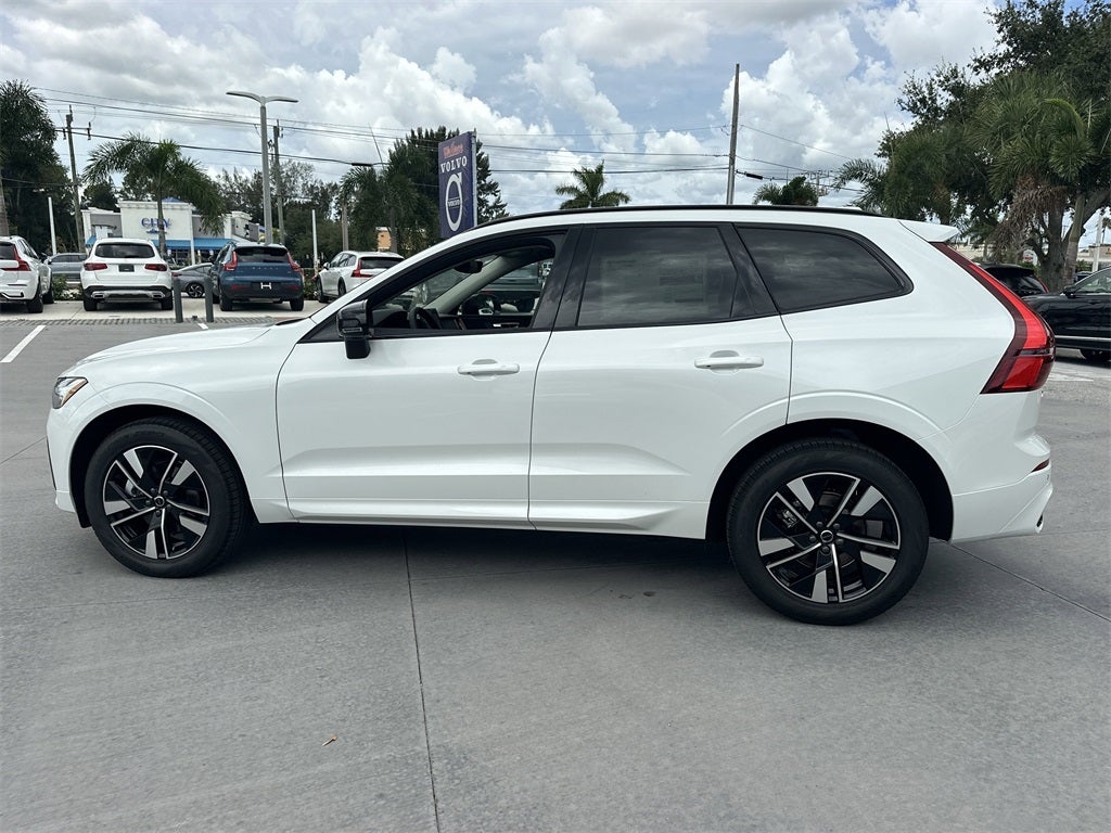 2026 Volvo XC60 B5 Core