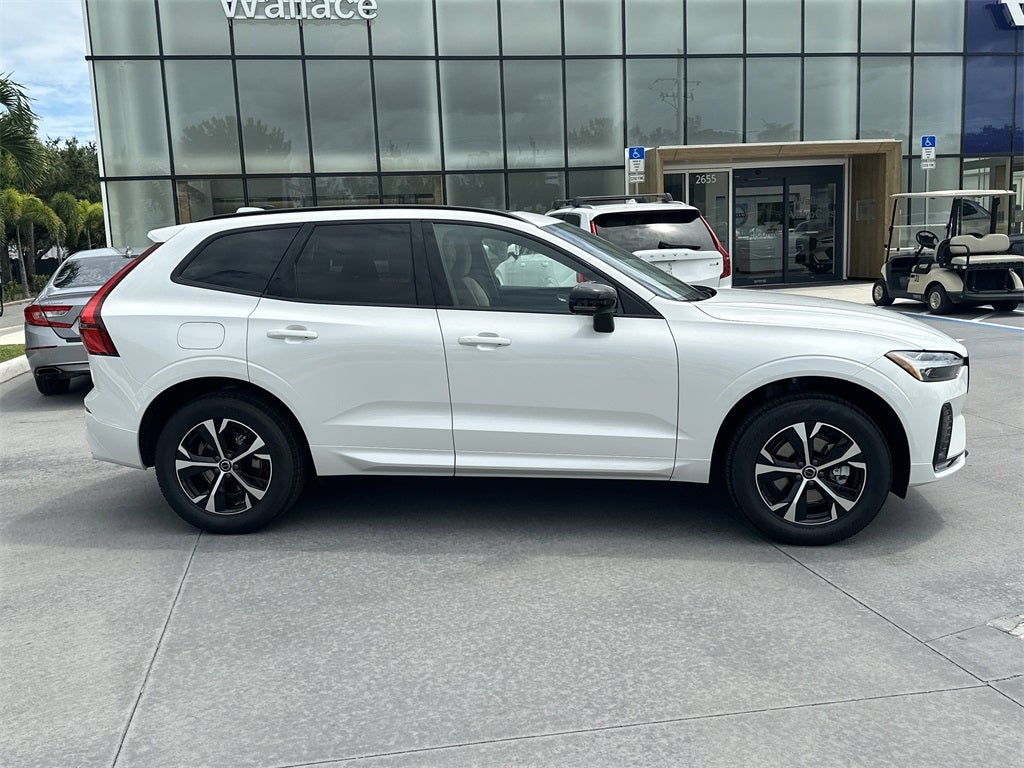 2026 Volvo XC60 B5 Core