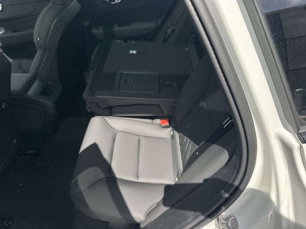 2026 Volvo XC60 B5 Core