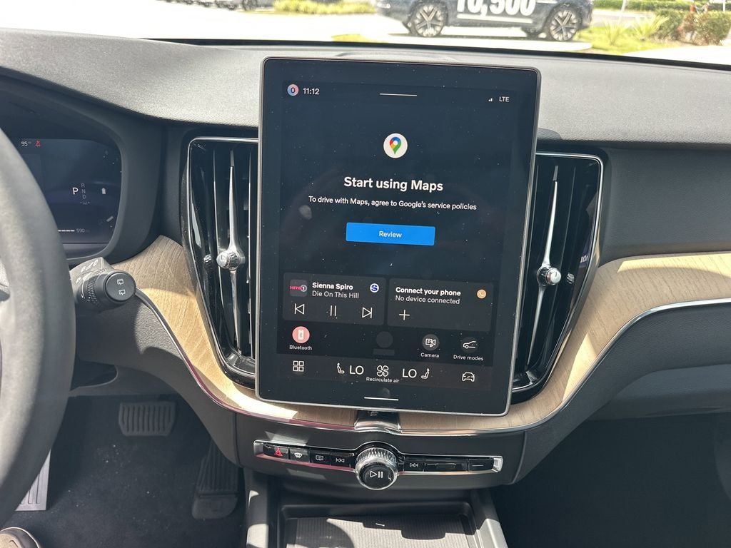 2026 Volvo XC60 B5 Core