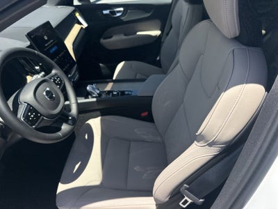 2026 Volvo XC60 B5 Core