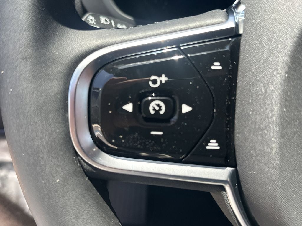 2026 Volvo XC60 B5 Core