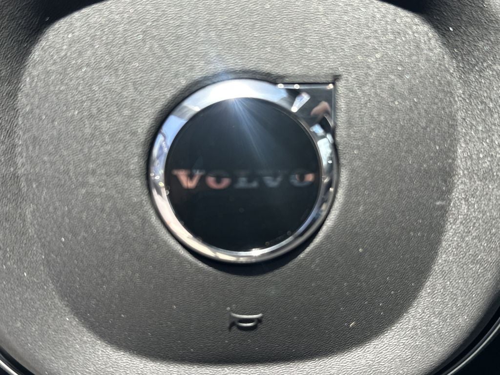 2026 Volvo XC60 B5 Core