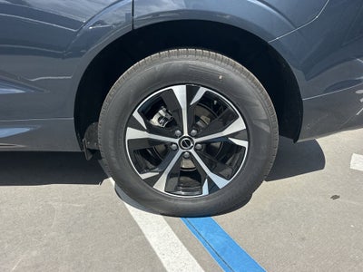 2026 Volvo XC60 B5 Core