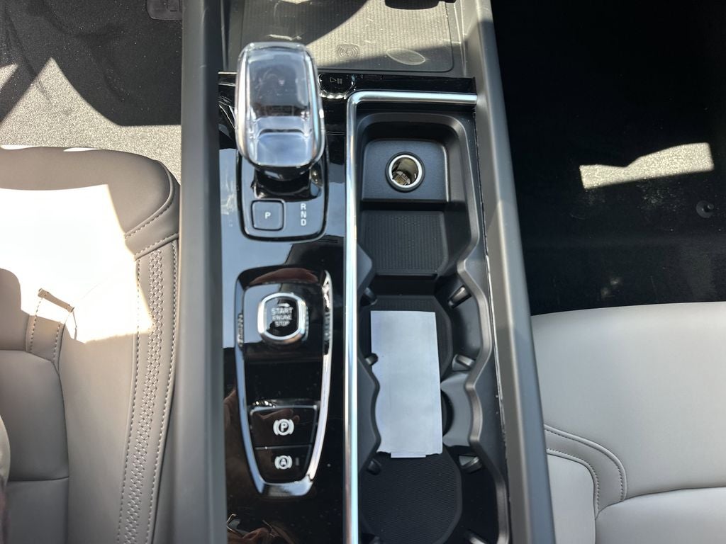 2026 Volvo XC60 B5 Core