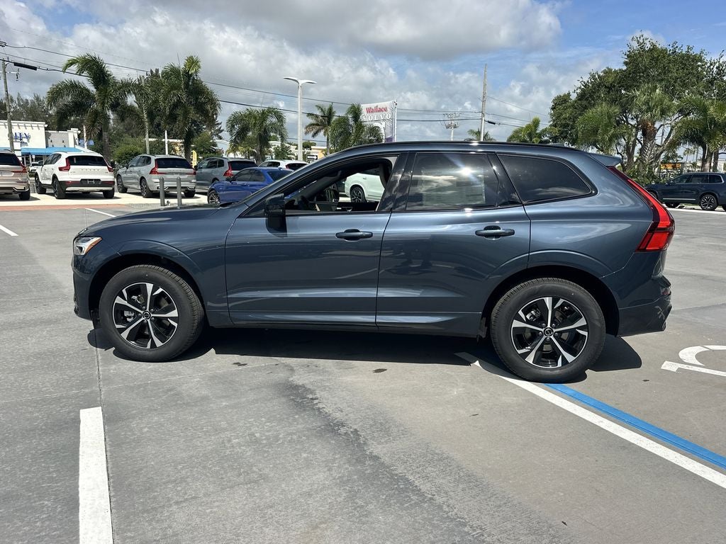 2026 Volvo XC60 B5 Core