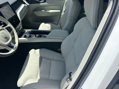 2026 Volvo XC60 B5 Ultra