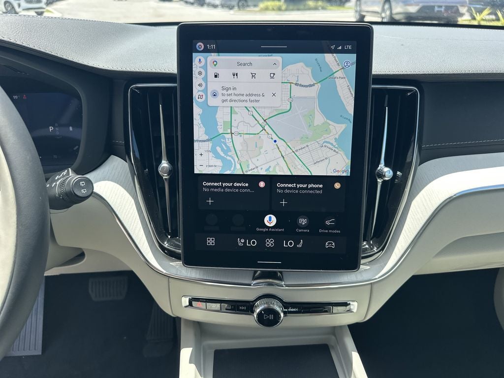 2026 Volvo XC60 B5 Ultra