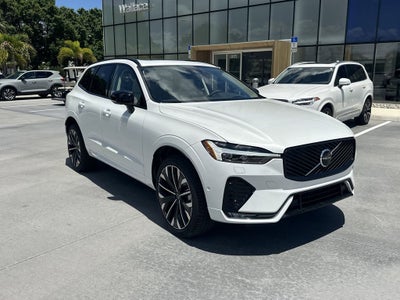 2026 Volvo XC60 B5 Ultra
