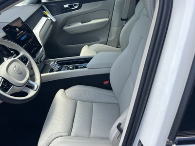 2026 Volvo XC60 B5 Ultra