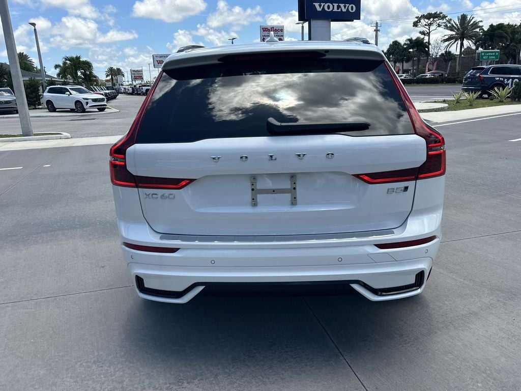 2026 Volvo XC60 B5 Ultra
