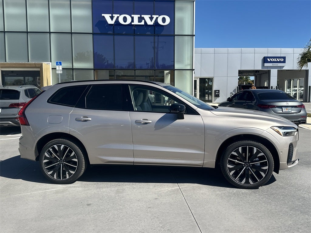 2026 Volvo XC60 B5 Ultra