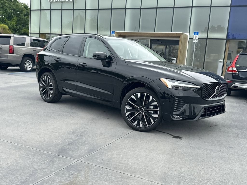 2026 Volvo XC60 B5 Ultra
