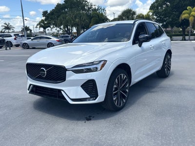 2026 Volvo XC60 B5 Ultra
