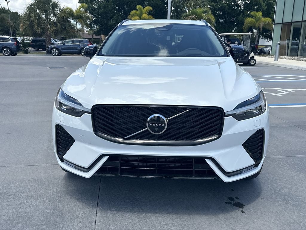 2026 Volvo XC60 B5 Ultra