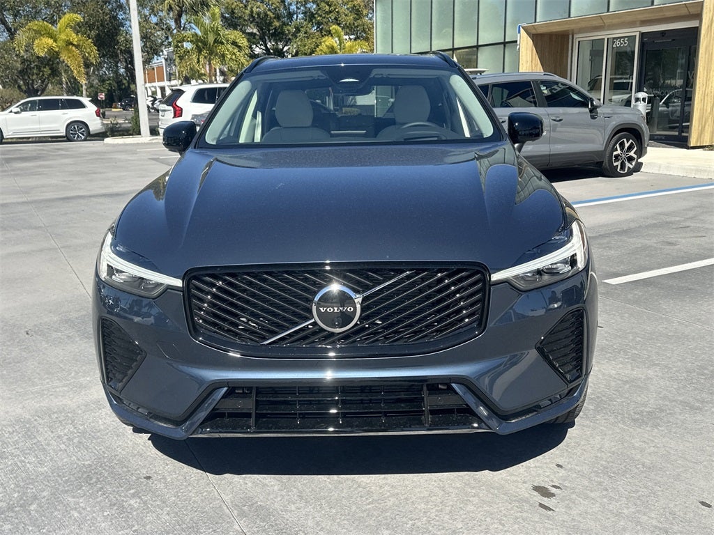 2026 Volvo XC60 B5 Ultra