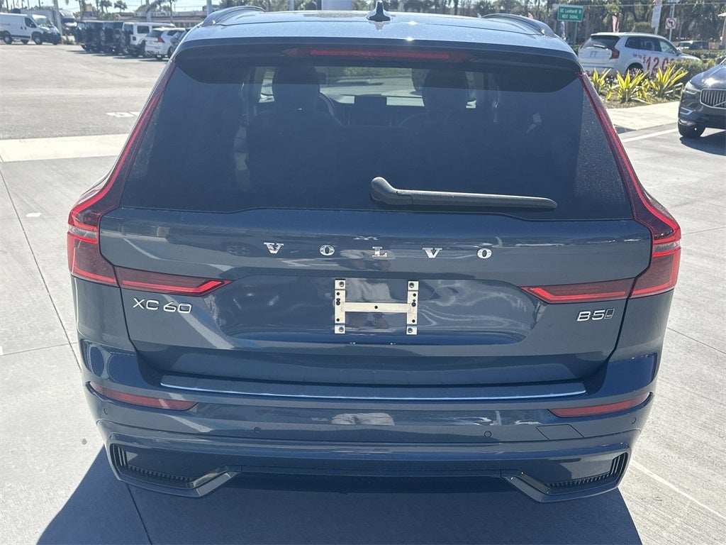 2026 Volvo XC60 B5 Ultra