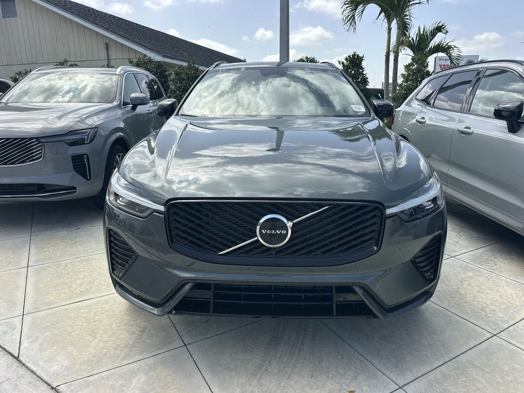 2026 Volvo XC60 B5 Ultra