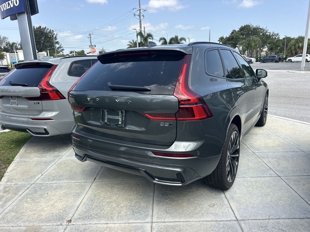 2026 Volvo XC60 B5 Ultra
