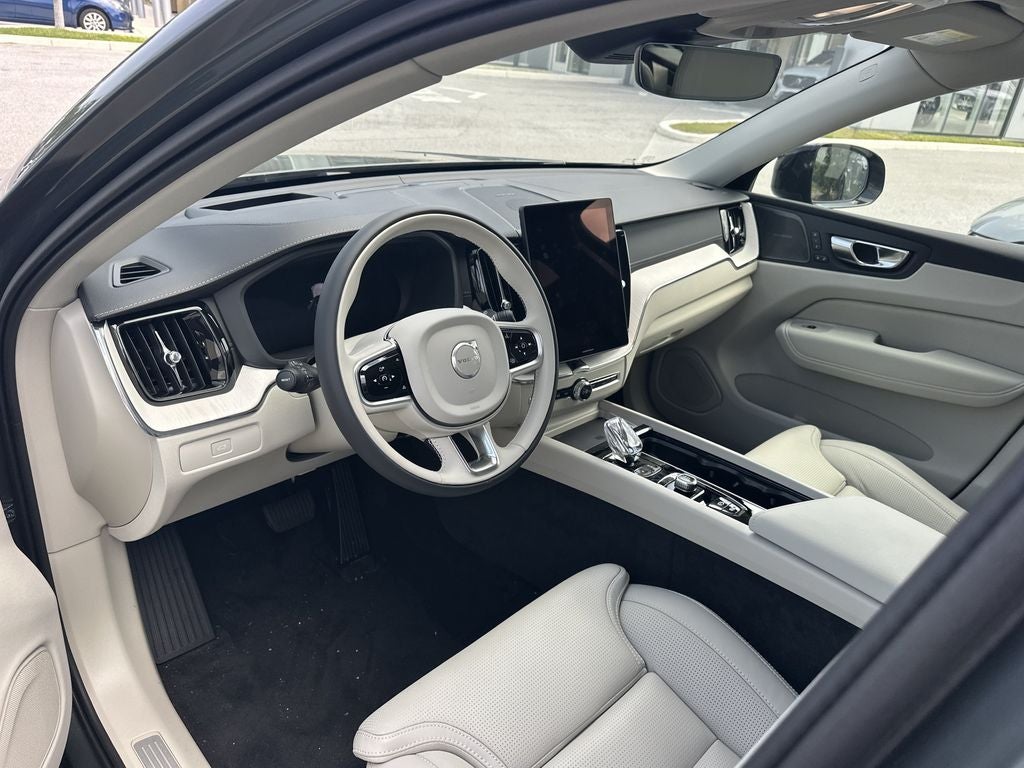 2026 Volvo XC60 B5 Ultra