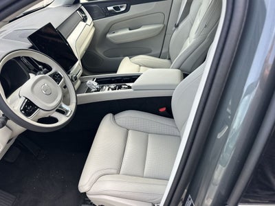 2026 Volvo XC60 B5 Ultra