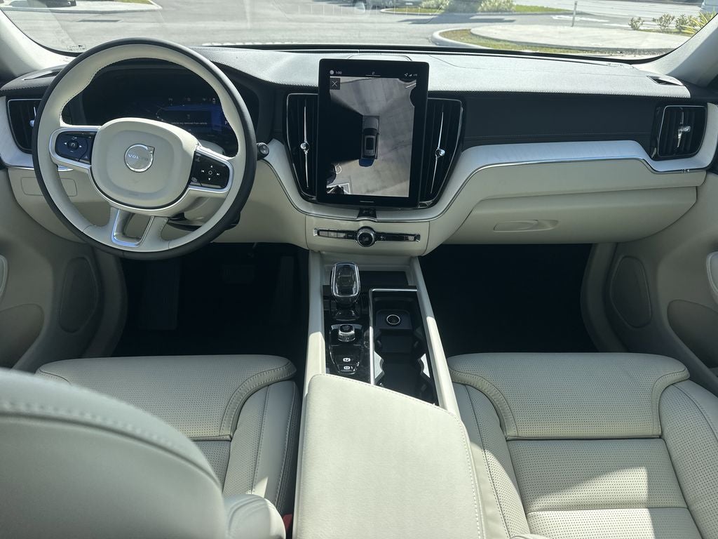 2026 Volvo XC60 B5 Ultra