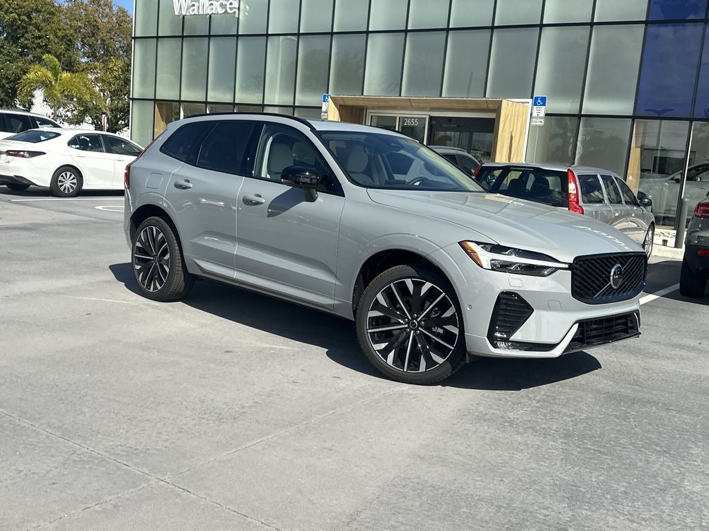 2026 Volvo XC60 B5 Ultra