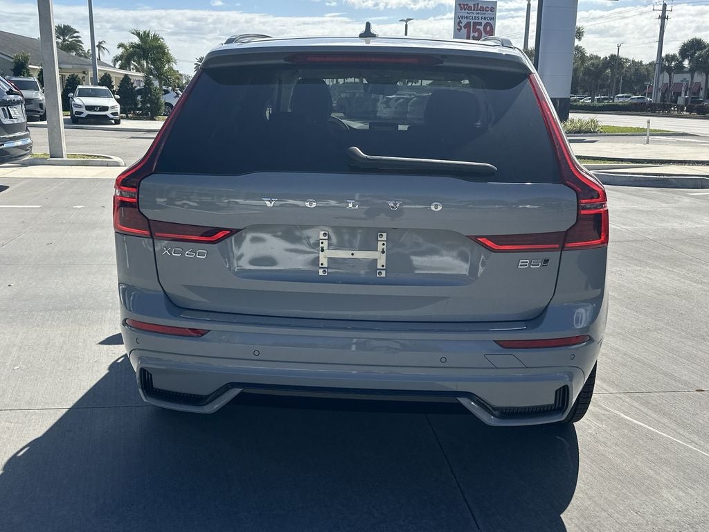 2026 Volvo XC60 B5 Ultra