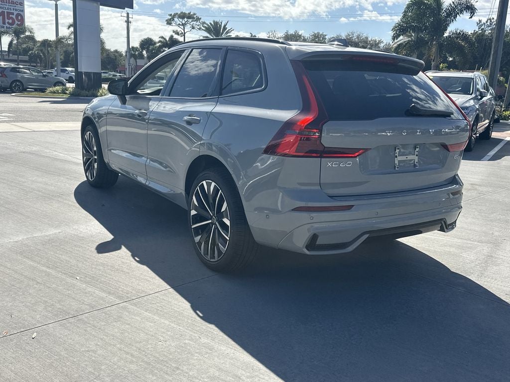 2026 Volvo XC60 B5 Ultra