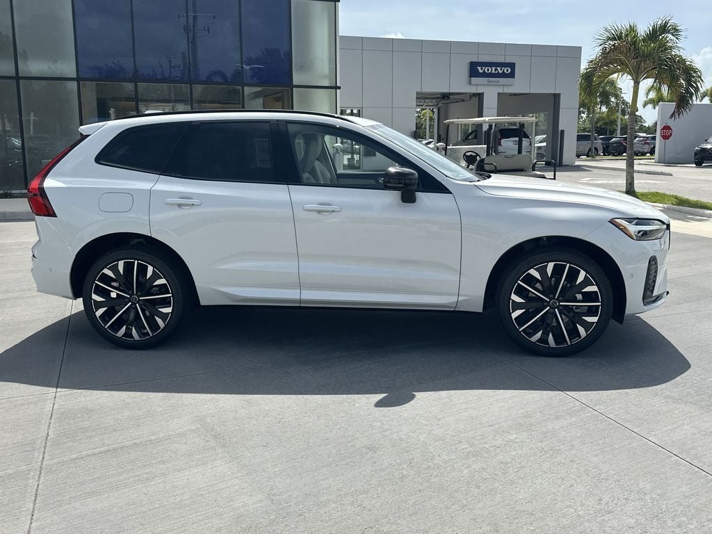 2026 Volvo XC60 B5 Ultra