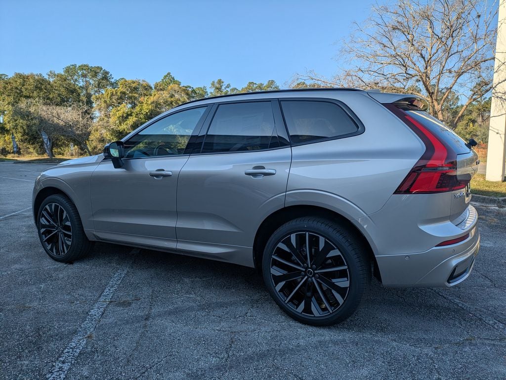 2026 Volvo XC60 B5 Ultra