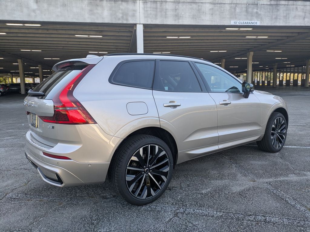 2026 Volvo XC60 B5 Ultra