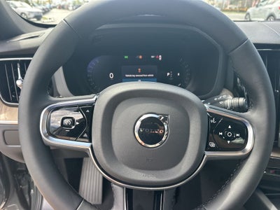 2027 Volvo XC60 B5 Plus
